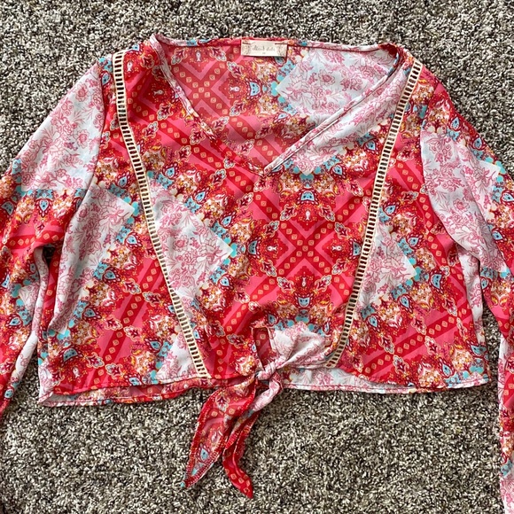 Altar’d state blouse - Picture 4 of 6